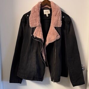 Jessica Simpson Black Jean Jacket with Pink Faux Fur Collar size 2X